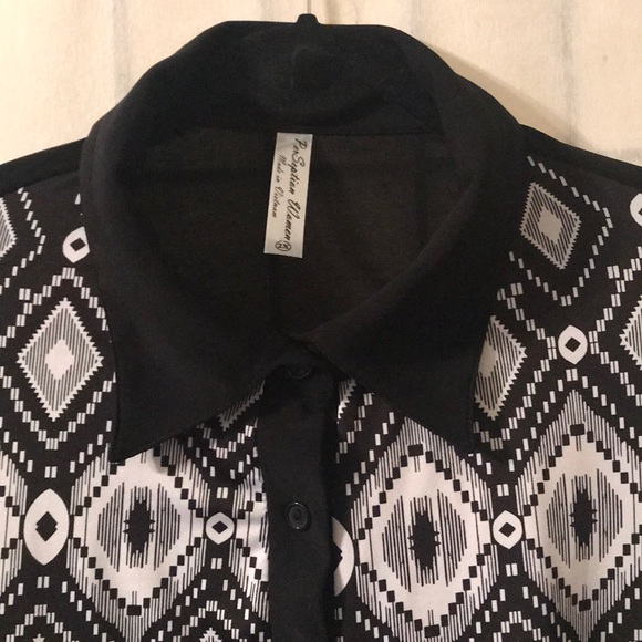 PerSeption Women sleeveless black and white blouse - Picture 3 of 4